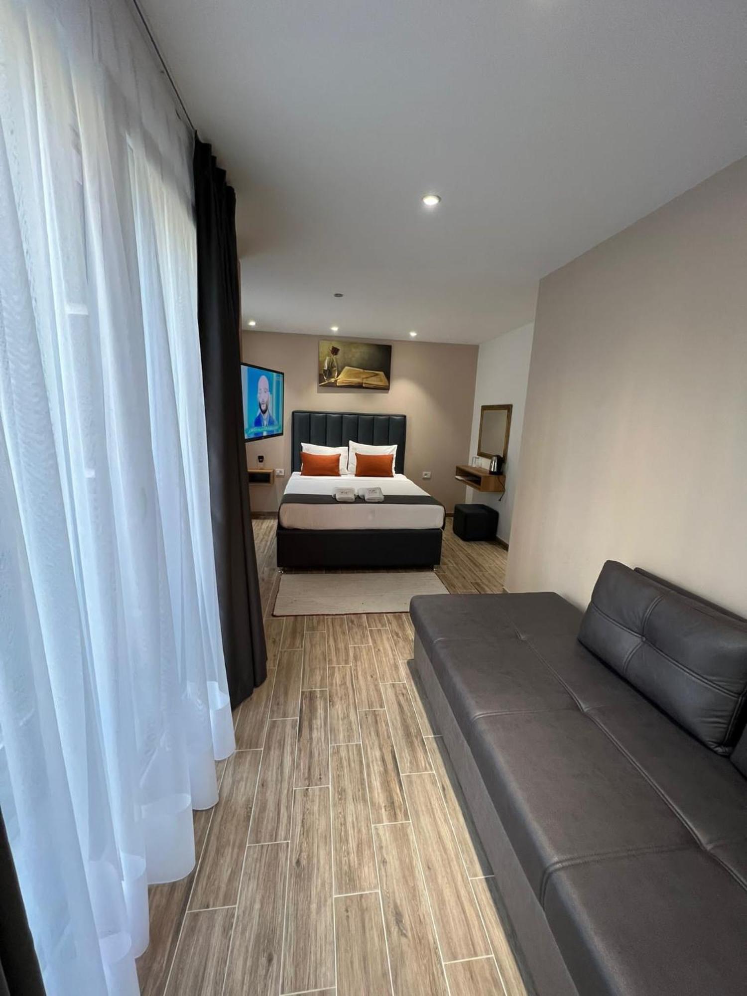 Comfort Hotel Струга Экстерьер фото