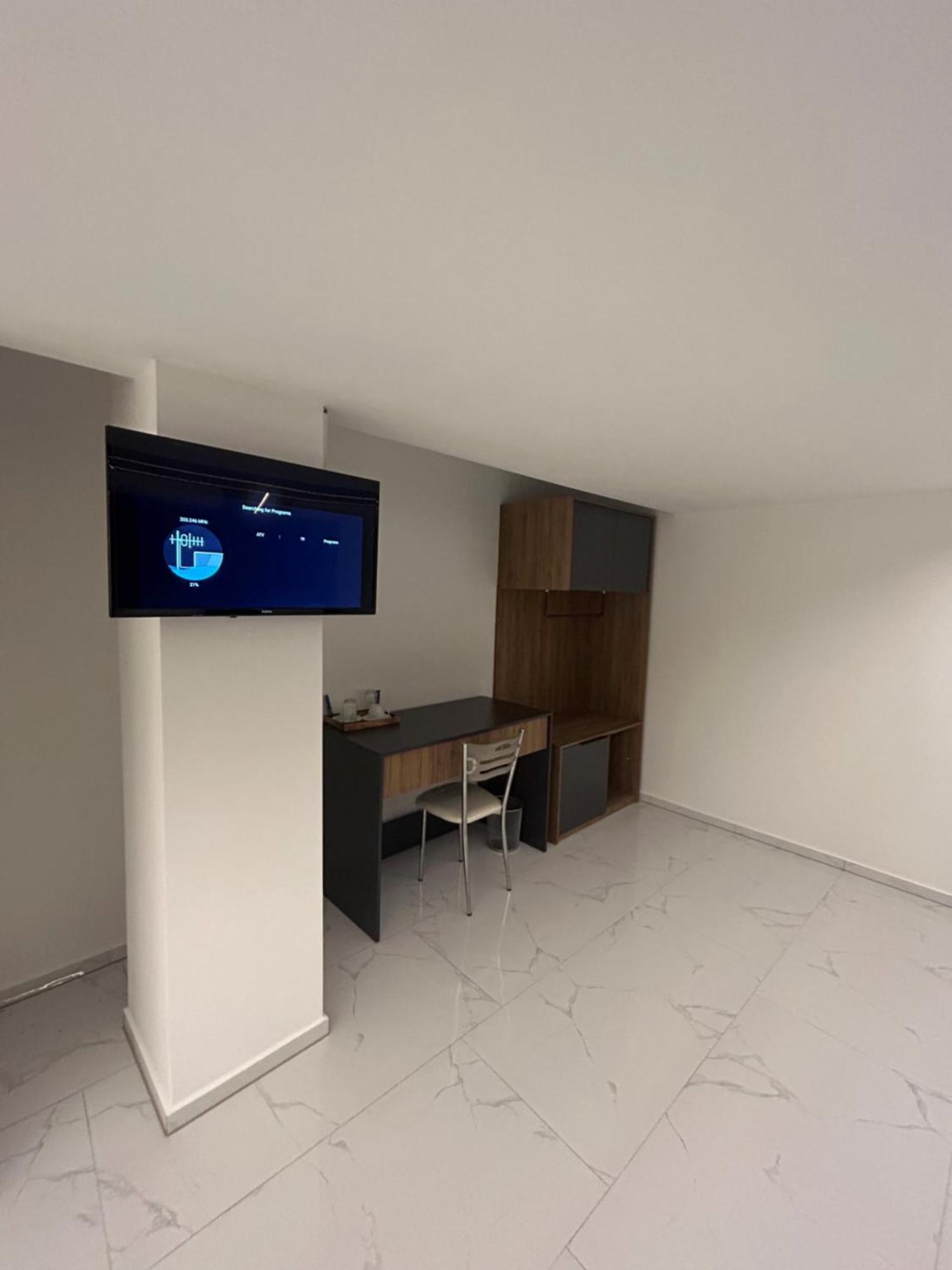 Comfort Hotel Струга Экстерьер фото