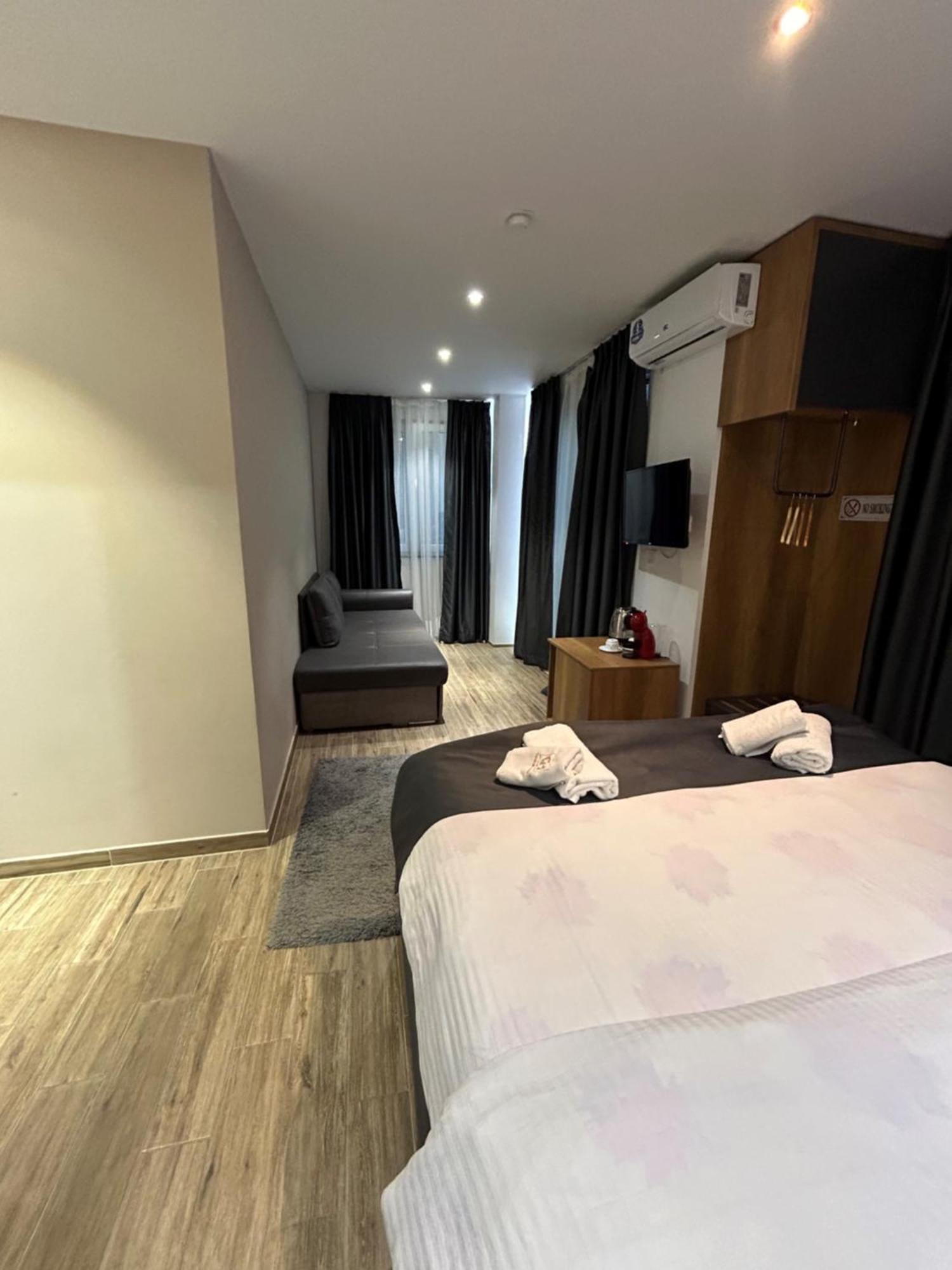 Comfort Hotel Струга Экстерьер фото