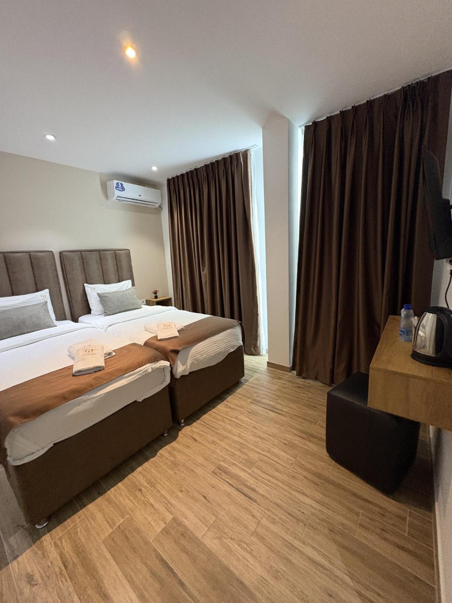 Comfort Hotel Струга Экстерьер фото